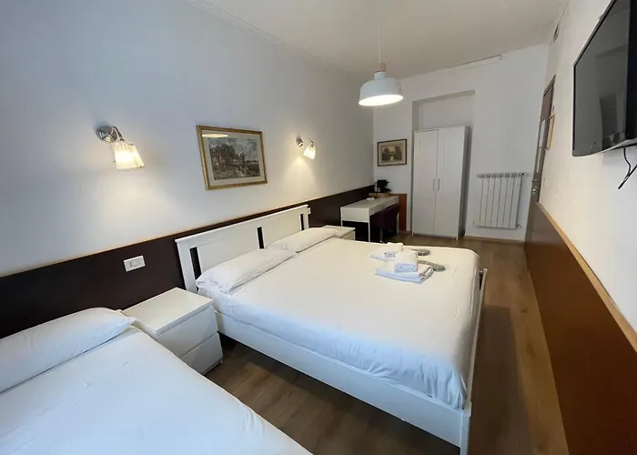 Gold House Konukevi 4*