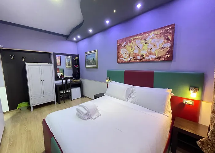 Gold House 4* Roma